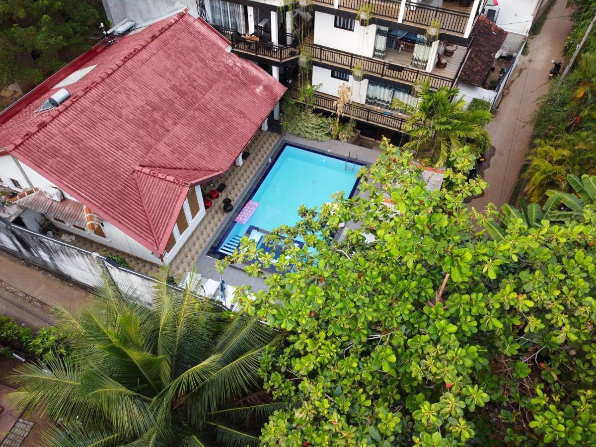 Secret Garden Hotel Hikkaduwa Exterior photo